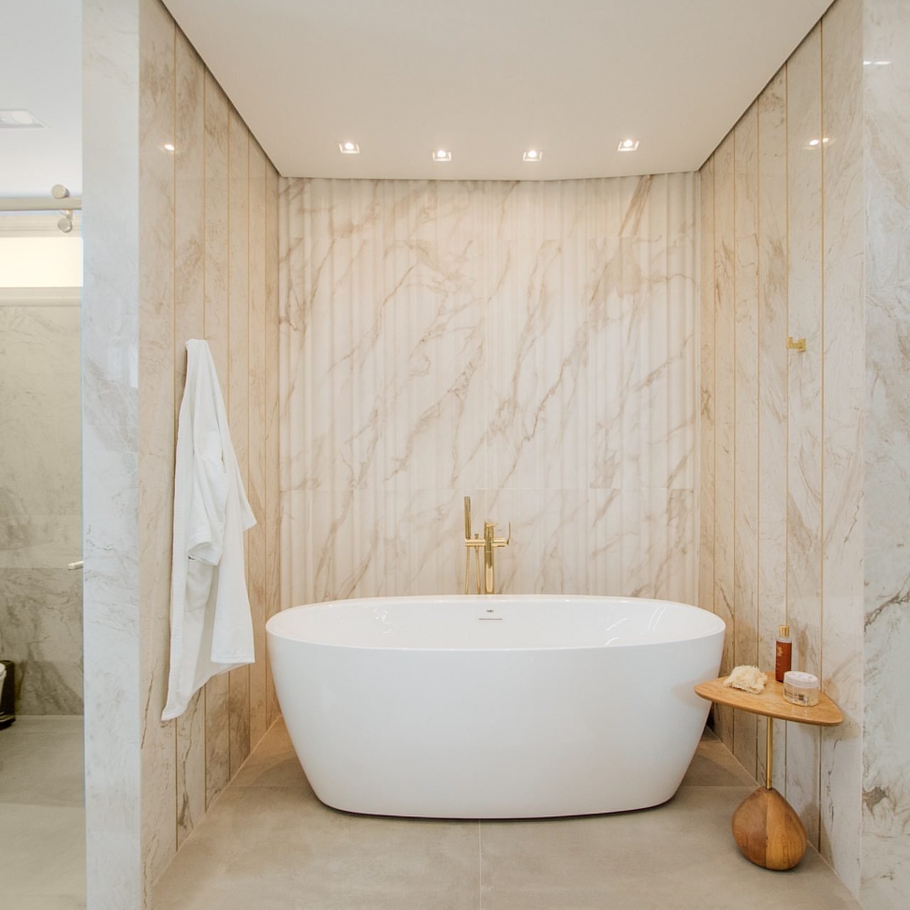 Salas de Banho Luxuosas: O Conceito de Spa em Casa